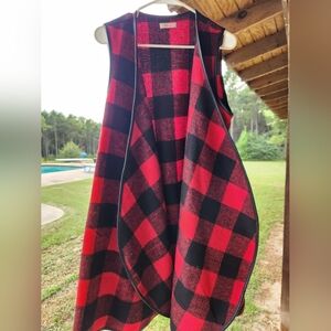 Buffalo red and black check vest.  Trimmed in faux leather black. L